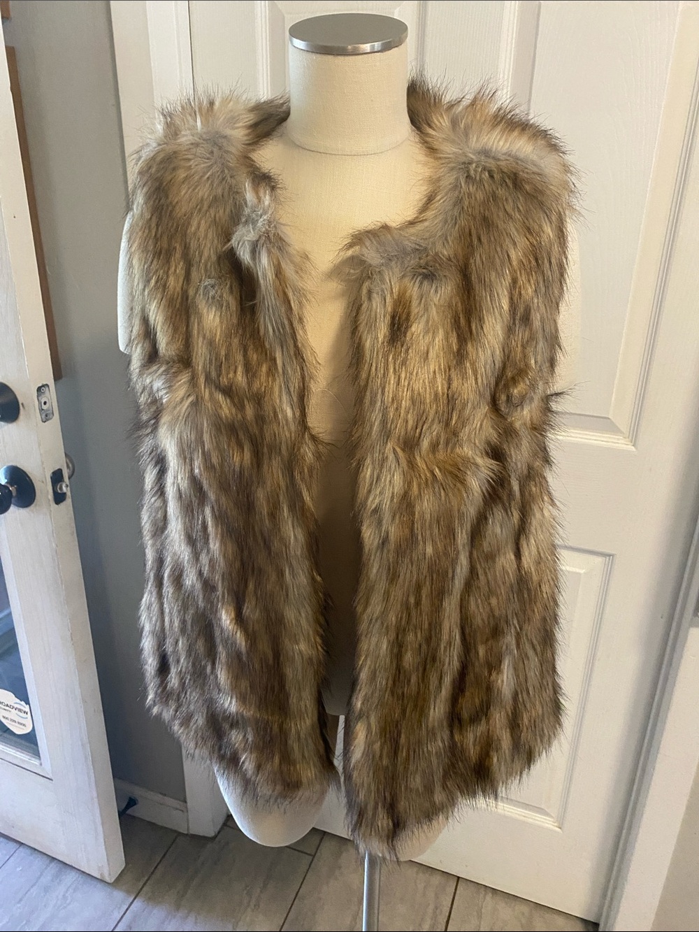 LOFT Faux Fur Sleeveless Vest - Tan Brown size M